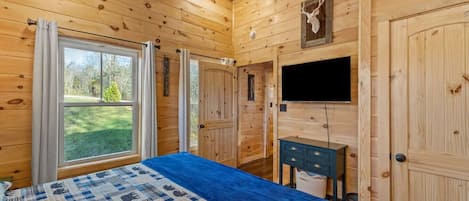 Chalet (2 Bedrooms) | Interior