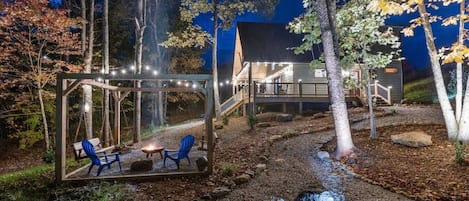 Chalet (2 Bedrooms) | Interior