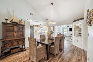 Interior - Private Backyard Oasis With Heated Pool, 4 BR, Bikes & Pond (Santa Rosa Beach)