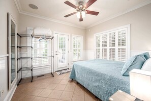 Interior - Private Pool! Wateredge Lake House (Sanford)