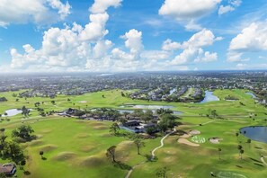 Interior - Rotunda West Canal - P820941 (Rotonda West)