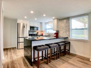 Interior - Siesta Heron 6 / Sunset (Siesta Key)