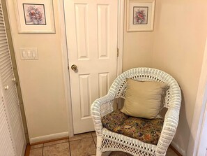 Interior - Top Floor Private Villa Close to Everything Amenity Cards Available 1819 (Seabrook Island)
