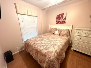 Interior - Top Floor Private Villa Close to Everything Amenity Cards Available 1819 (Seabrook Island)