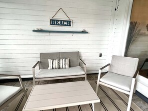 Interior - Top Floor Beach Retreat Tennis Courts Views 1812 (Seabrook Island)