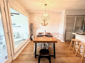 Vila (2 Bedrooms) | Interior