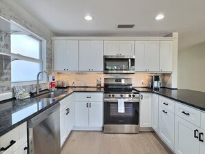 House (3 Bedrooms) | Bahagian dalam