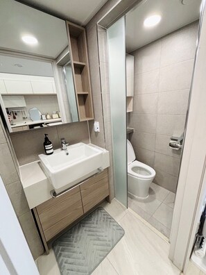 Nhà Duplex, quang cảnh thành phố | Phòng tắm