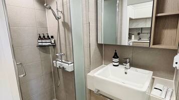 Appartement Duplex, vue ville | Salle de bain