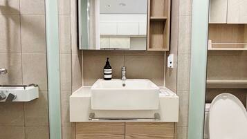 Duplex, Mountain View | Bilik Mandi