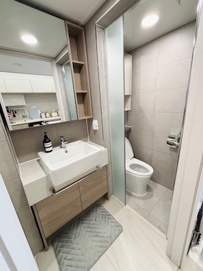 Maisonette, Stadtblick | Badezimmer