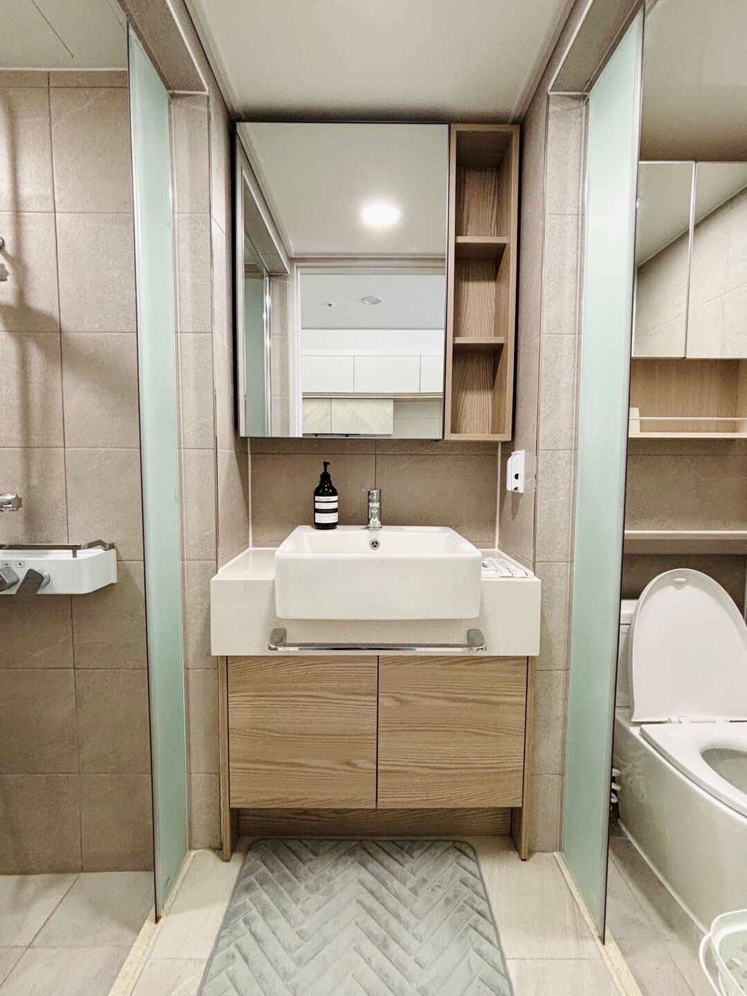 Duplex, City View | Bathroom
