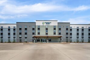 Exterior - Woodspring Suites Baton Rouge Airport (Baton Rouge)