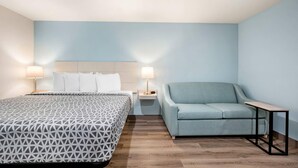 Suite, 1 King Bed, Non Smoking | WiFi (free) - Woodspring Suites Baton Rouge Airport (Baton Rouge)