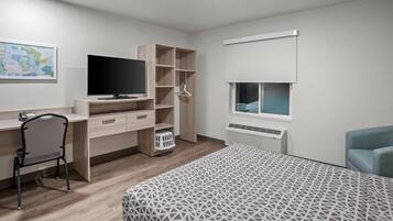 Suite, 1 cama Queen size, tina para personas con discapacidad, para no fumadores | Wifi gratis y ropa de cama