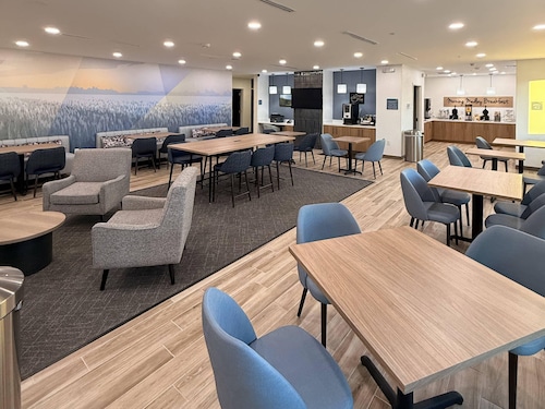 Mainstay Suites - Oklahoma City Airport