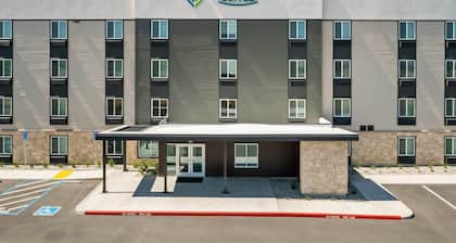 Woodspring Suites Manteca - Stockton South