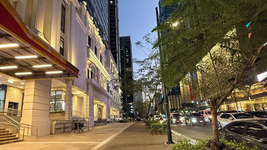 Cozy Apartment With Private Room in Vibrant Taguig