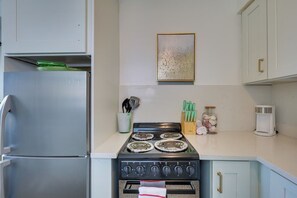 Interior - 2130 Mckinley st Hollywood FL 33020 (Hollywood)