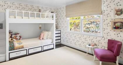 Fairway Villa by Rove Travel Family Home With Heated Pool