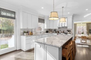 Interior - Fairway Villa by Rove Travel Family Home With Heated Pool (East Hampton)