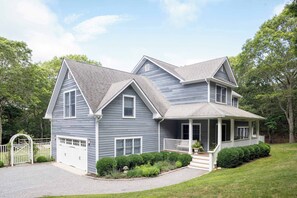 Interior - Fairway Villa by Rove Travel Family Home With Heated Pool (East Hampton)