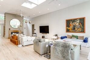 Interior - Pathside Cove by Rove Travel - 4BR Villa With Outdoor Spaces (Wainscott)