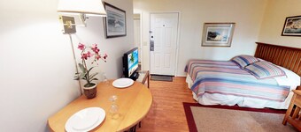 River Creek 1 Unit 401
