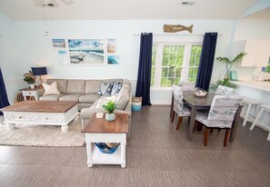 Interior - River Walk 304 (Myrtle Beach)