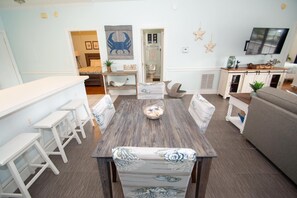Interior - River Walk 304 (Myrtle Beach)