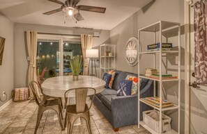 Interior - Sandhill Flat (Gary)