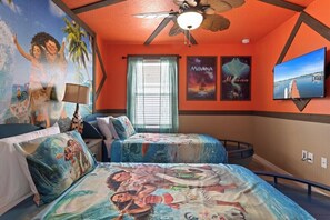 Interior - Ultimate Windsor Island 7BR Pool spa Game Room (Davenport)