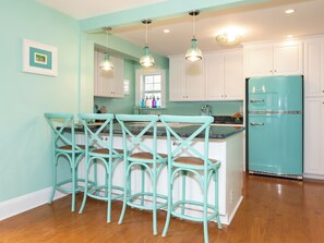 Interior - The Seashore Getaway House (Virginia Beach)