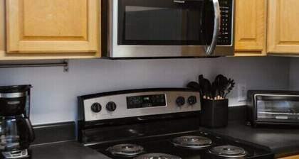 The Cozy Corner Near Downtown