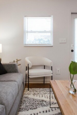 Interior - The Cozy Corner Near Downtown (Athens)