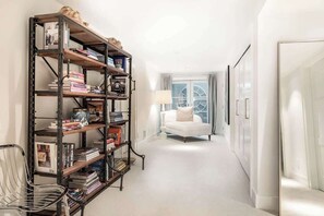 Interior - Bull Path Manor by Rove - 4BR Family Home With Pool & Hot Tub (East Hampton)