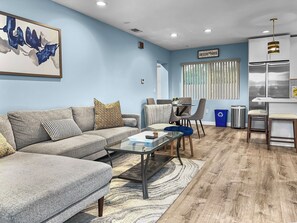 Interior - Blue Haven Retreat (Sarasota)