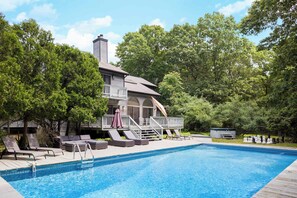 Front of property - Meadowood Manor by Rovetravel 6BR Outdoor Spaces (Sag Harbor)
