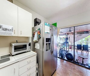Interior - Spacious 3BR Home With Pool Access (Miami)