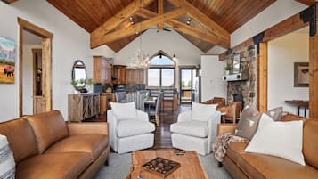 Rumah (4 Bedrooms) | Interior