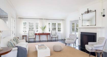 Oceanstone by Rove Villa w Pool & Beach Access