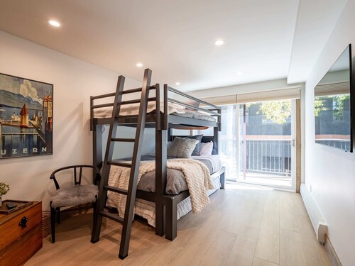 Le Petite Alps l 2BR Condo With Private Patio