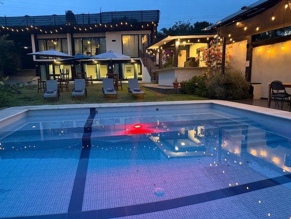 Alberca al aire libre