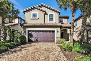 Interior - Windsor Westside Resort 6 Bedroom Home With Game Room 0872 (Kissimmee)