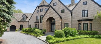 Kellis Cove by Rove Travel Home w Outdoor Spaces