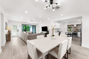 Interior - Sunset Lane by Rove Travel Home With Pool & Hot Tub (Hollywood)