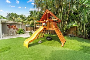Interior - Sunset Lane by Rove Travel Home With Pool & Hot Tub (Hollywood)