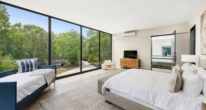 Glass House by Rove Travel Heated Pool & Hot Tub