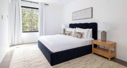 Blue Jay Villa by Rove Travel 7BR Home With Pool