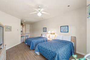 Interior - River Creek 2 Unit 1002 (Sunset Beach)